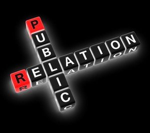 public relations: PR-cikk elhelyezés